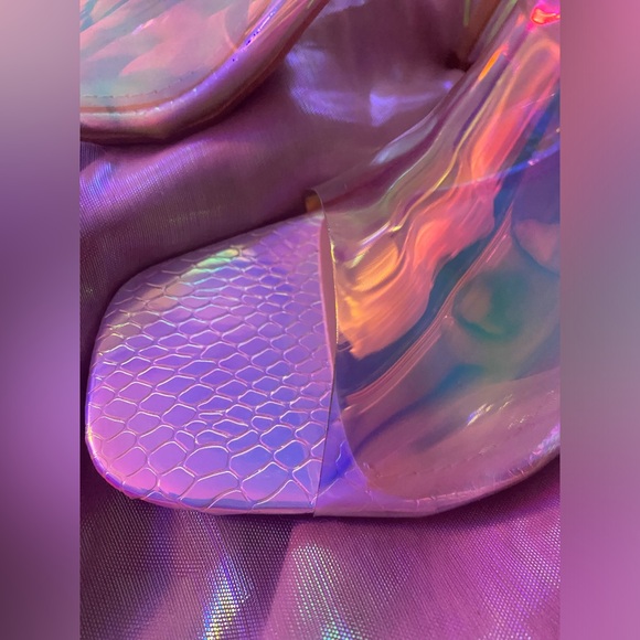 ✨Holographic Mermaid/Snakeskin Iridescent Heels✨🐍8.5 ✨AZALEA WANG✨NEW, SOLD OUT - Picture 2 of 15